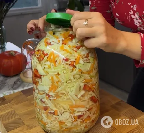 Хрустящая сочная капуста за сутки: с каким маринадом приготовить закуску