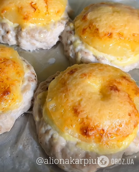Сочные мясные гнезда из фарша в духовке: лучше обычных котлет