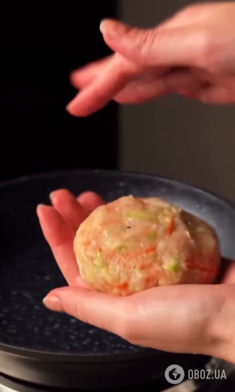 В чому секрет соковитих котлет з курячого філе: рецепт страви для обіду