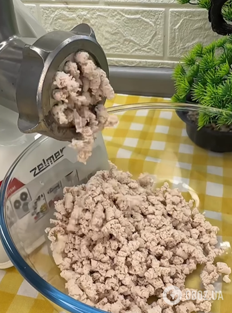 Мясной куриный паштет вместо магазинных намазок: бюджетная закуска на любой случай