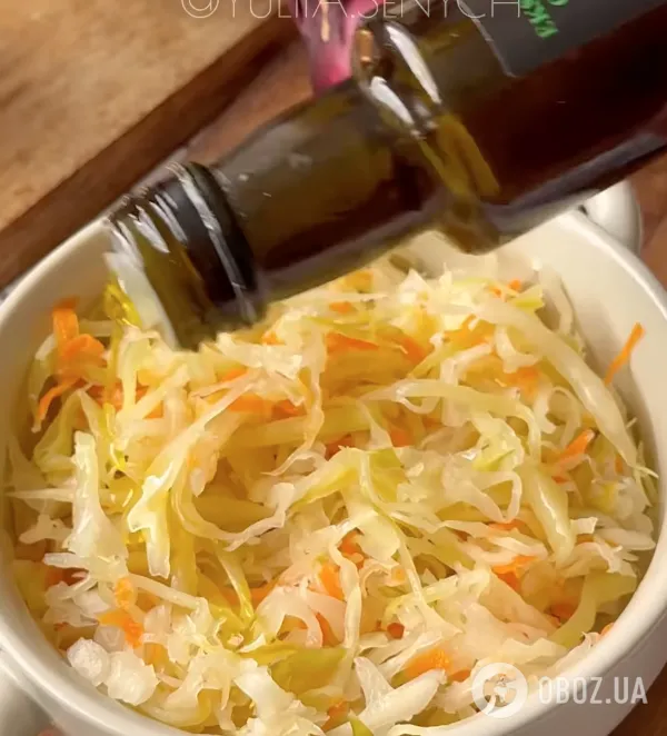 Як правильно готувати квашену капусту без неприємного запаху: ділимося рецептом