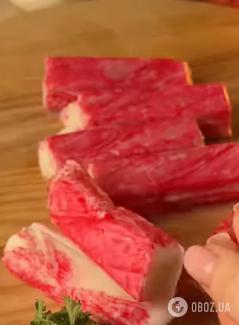 Крабовый салат "Феллини": рецепт оригинального блюда со вкусом Италии