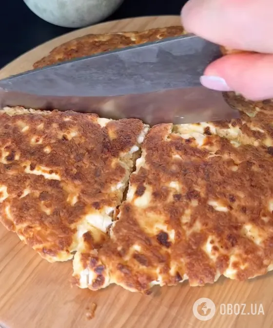 Ленивые хачапури на сковороде для перекуса: рецепт сытного и вкусного блюда за 3 минуты