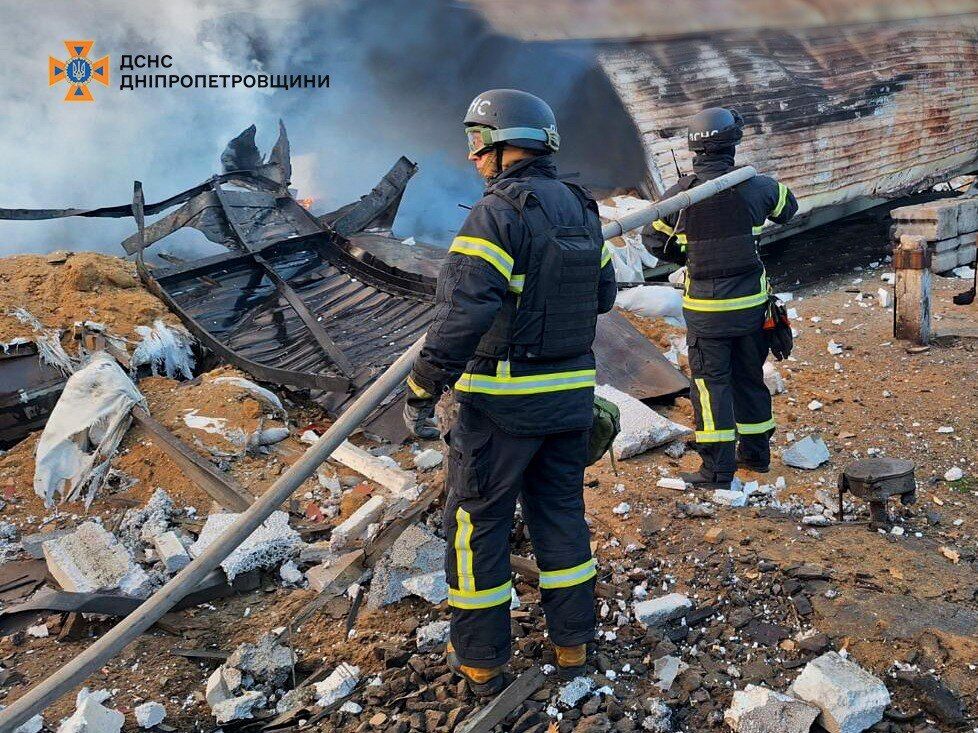 Понад 650 дронів і більш ніж пів сотні ракет: Зеленський розповів про наслідки нової атаки РФ на Україну. Відео