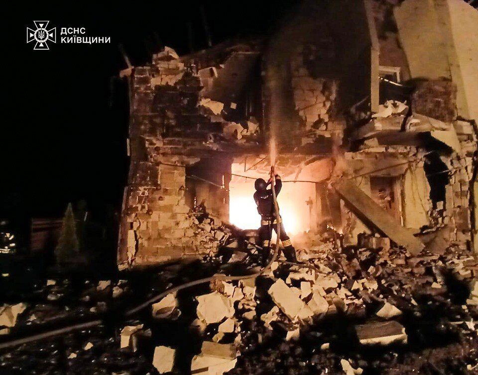 Понад 650 дронів і більш ніж пів сотні ракет: Зеленський розповів про наслідки нової атаки РФ на Україну. Відео