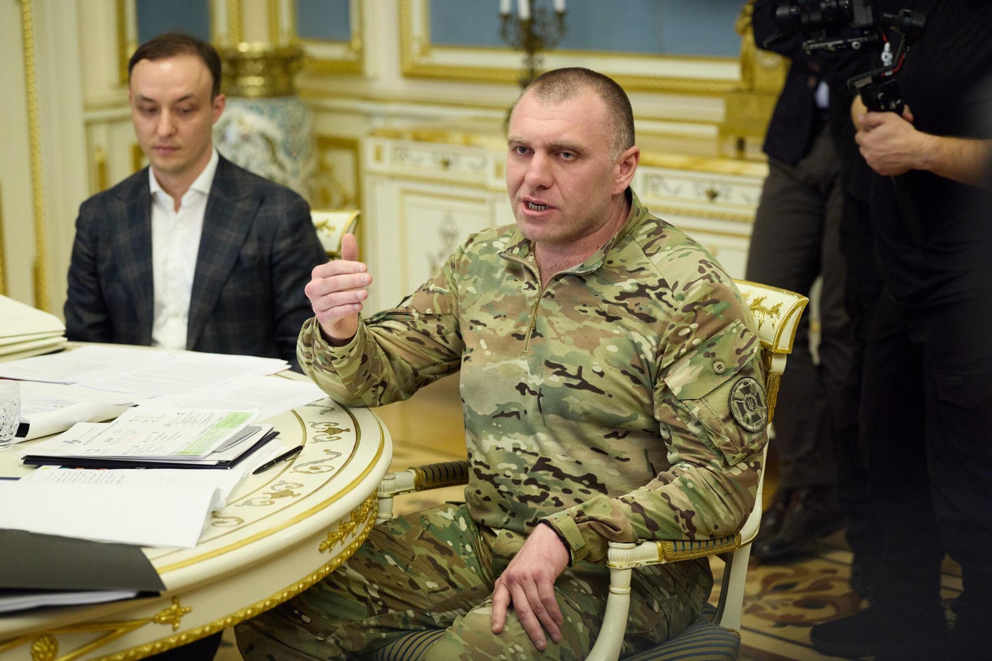 "Идет серьезная битва": Зеленский и Малюк рассказали о ситуации в Покровске и опровергли слухи об окружении