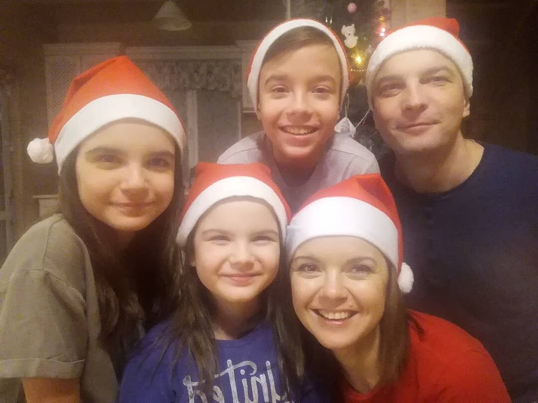 18-летний сын украинского политика и телеведущей подписал контракт с ВСУ вслед за отцом: где будет служить