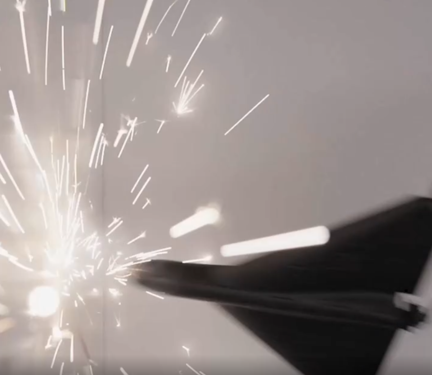 У Росії для дітей від трьох років продають іграшкові "Шахеди", які здатні імітувати "вибух": рекламують як "ідеальний подарунок". Фото