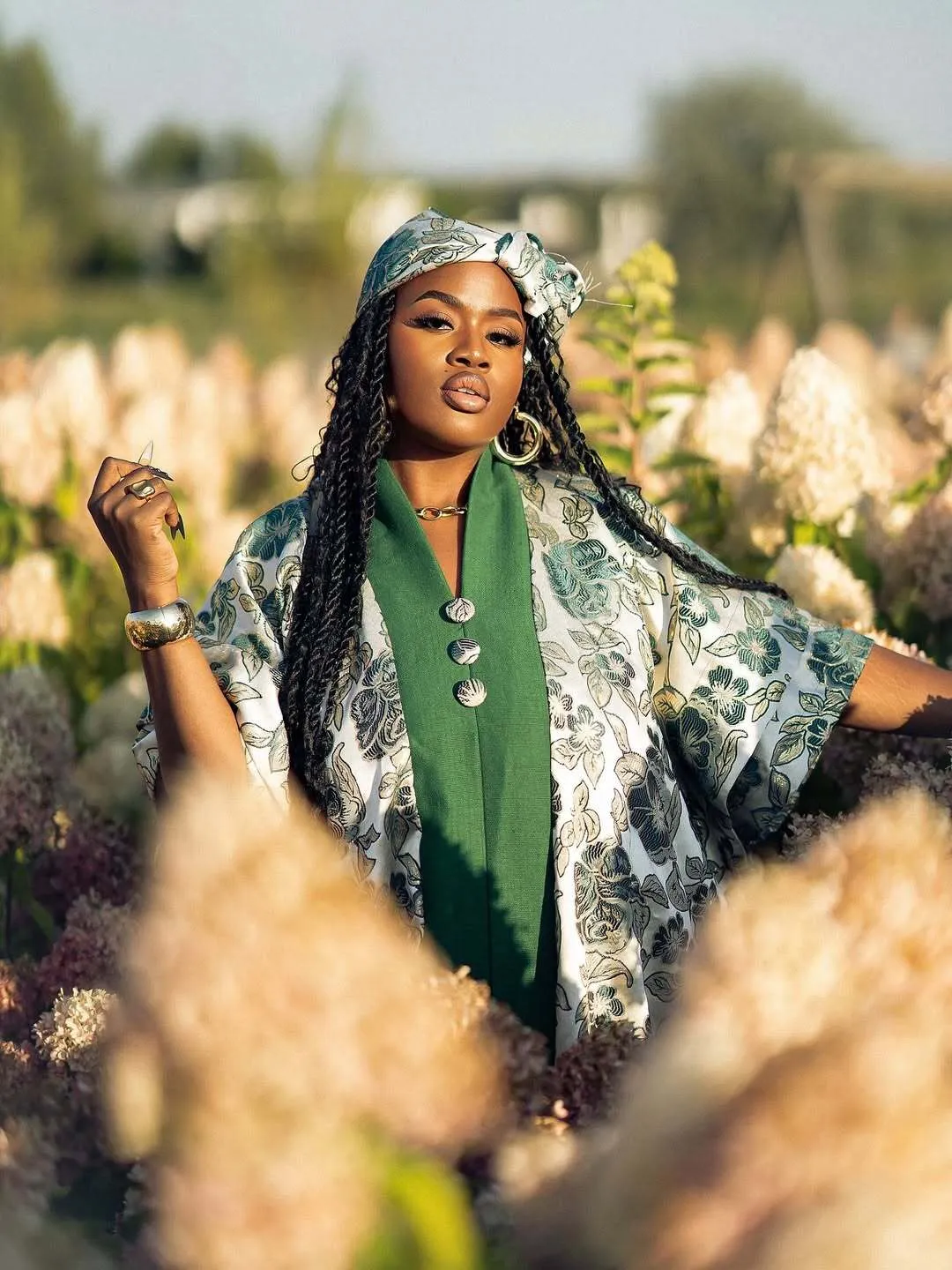 27-річна нігерійка у вишиванці стала зіркою мережі: про любов до України, тату тризуба та жінку, яка бажає їй смерті