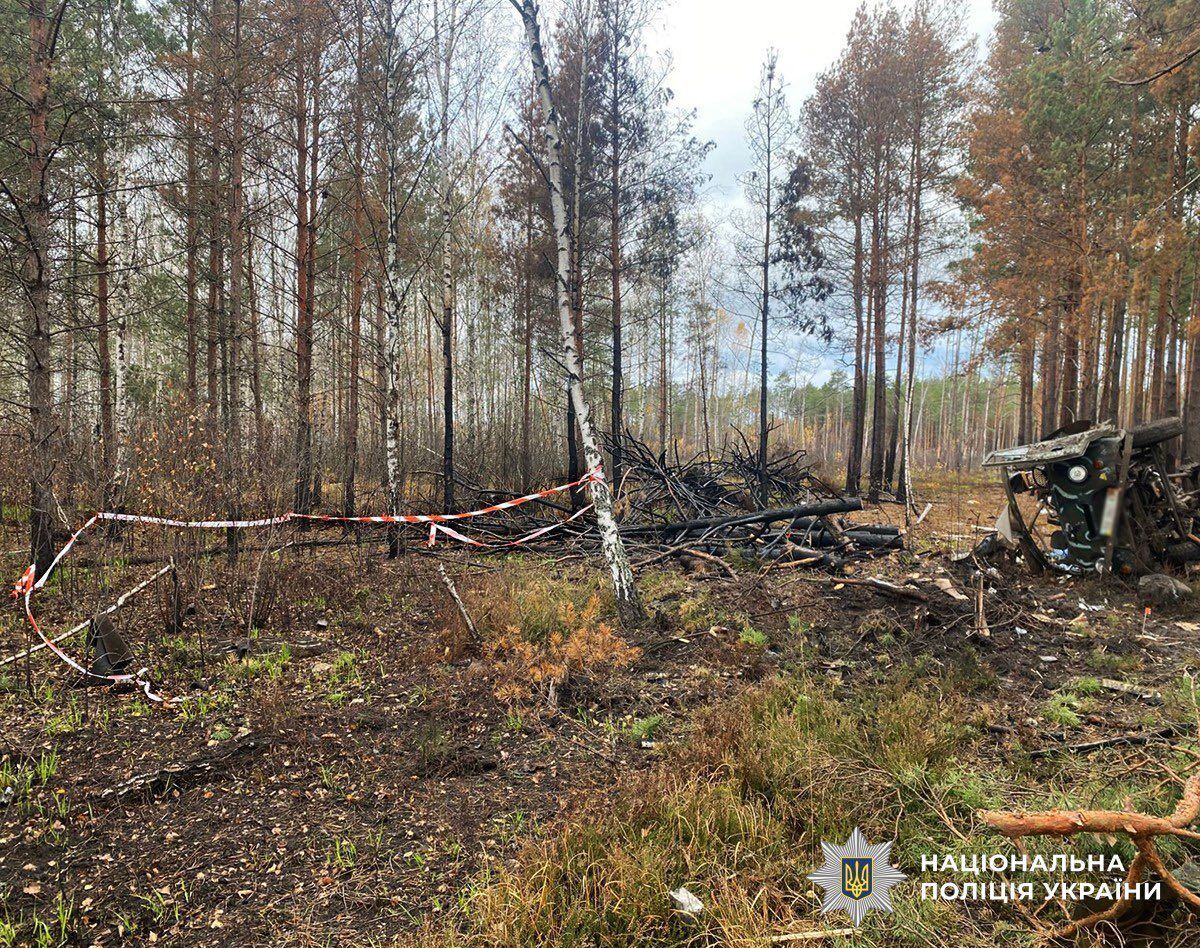 У прикордонні Житомирщини підірвались автівки: загинуло пʼятеро людей, є травмовані. Фото