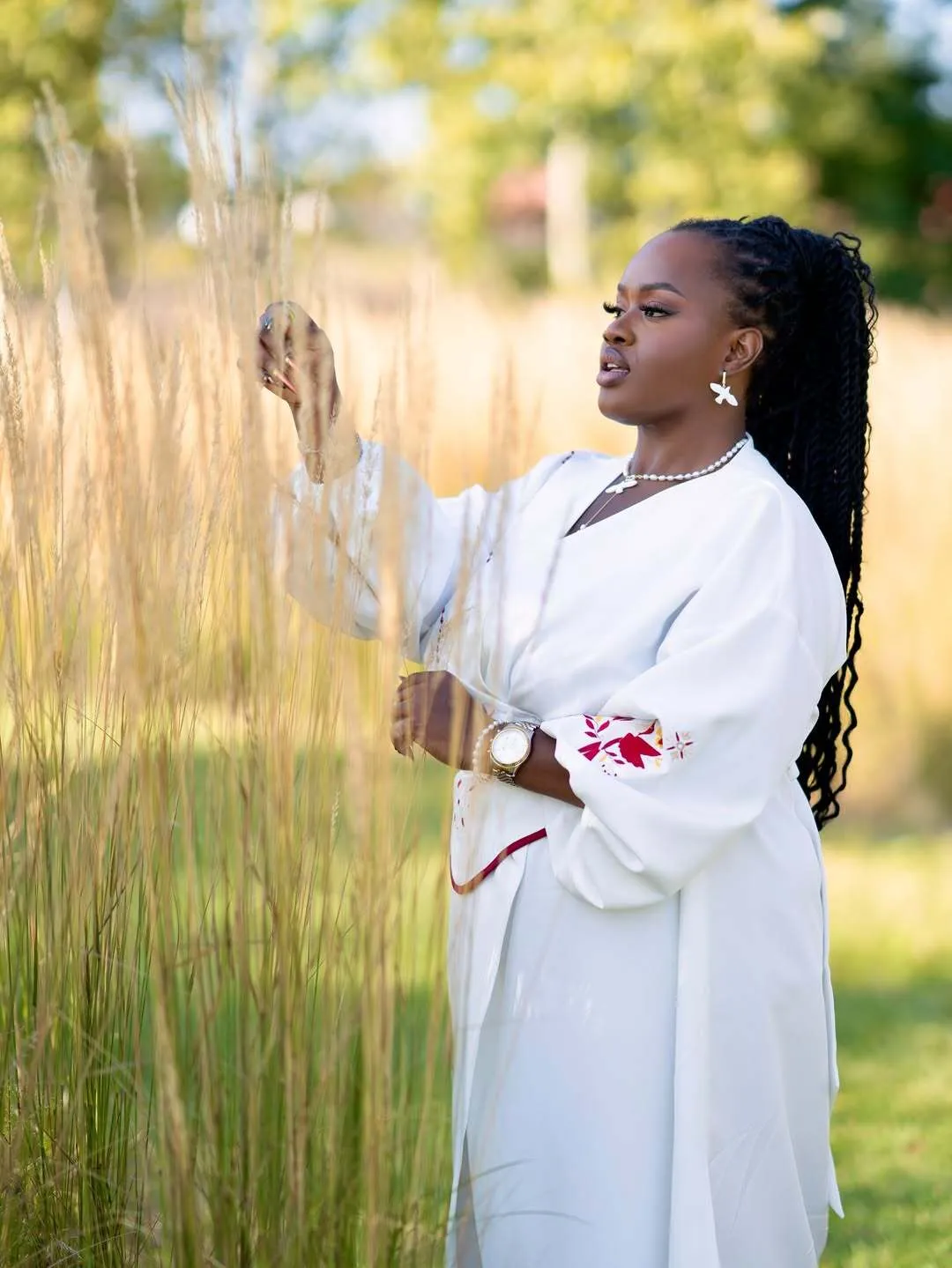 27-річна нігерійка у вишиванці стала зіркою мережі: про любов до України, тату тризуба та жінку, яка бажає їй смерті