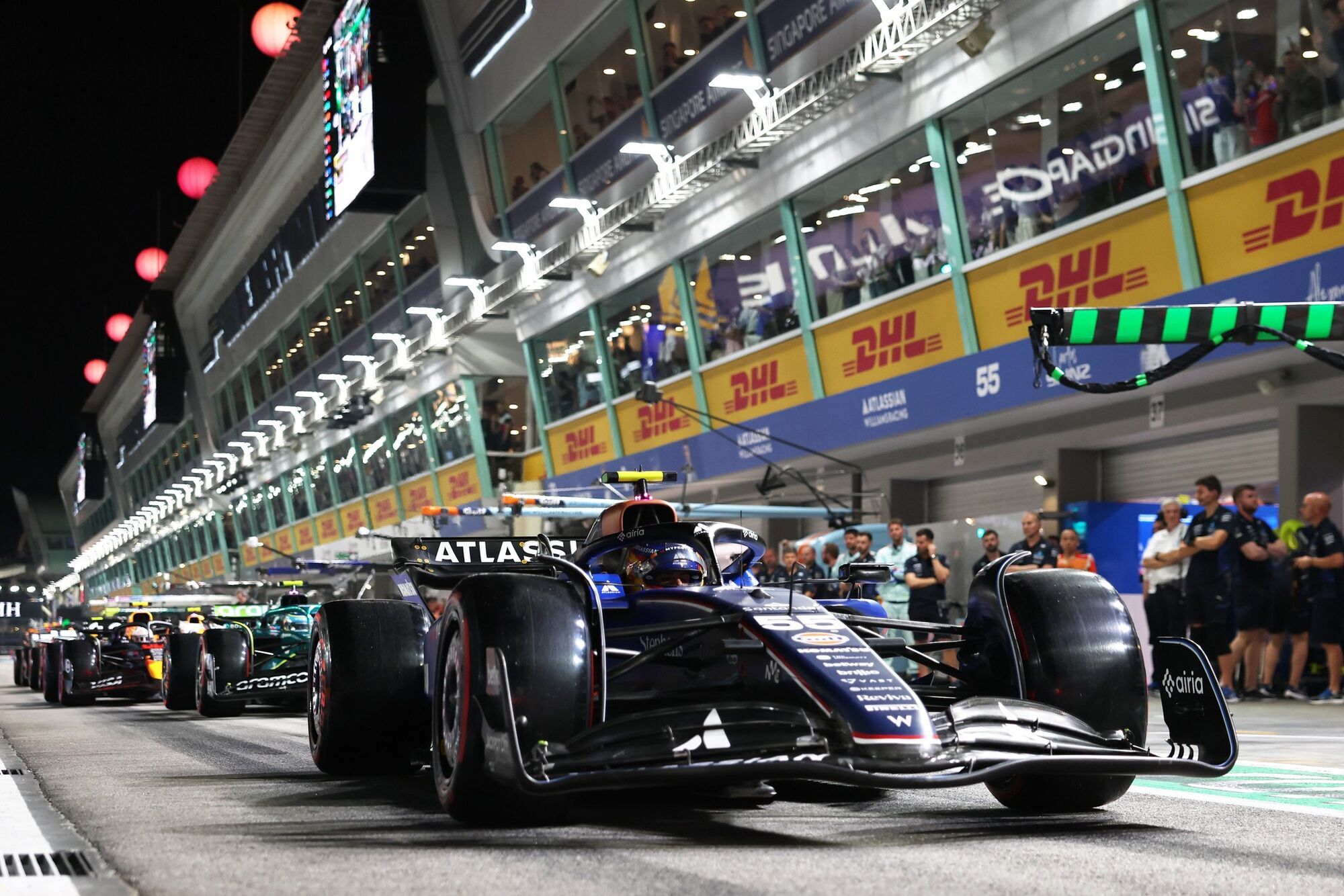 Гран-при Сингапура приблизит Ферстаппена к чемпионству? Собрали все, что вам надо знать о сегодняшней гонке Формулы-1