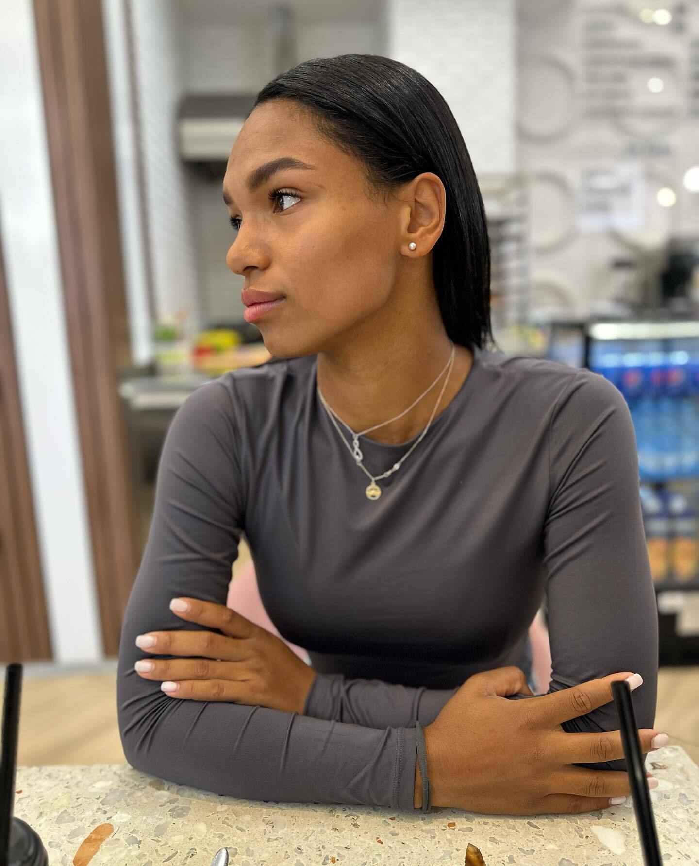 Найнезвичайніша хокеїстка збірної України вразила мережу своєю красою. Фото