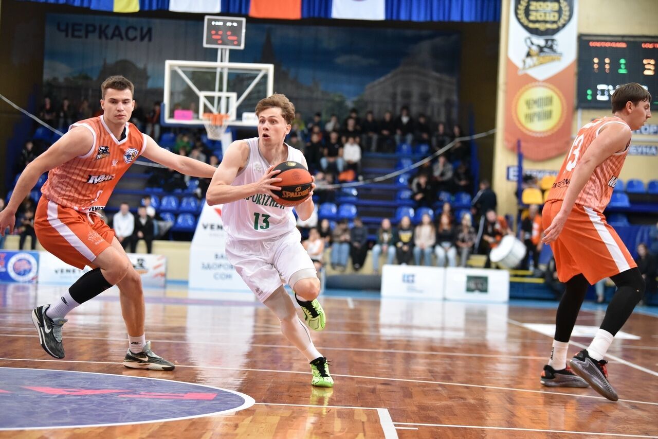 "Киев-Баскет" открыл сезон Суперлиги Favbet домашней победой, успехи "Запорожья" и "Кривбасса". Результаты 4 октября