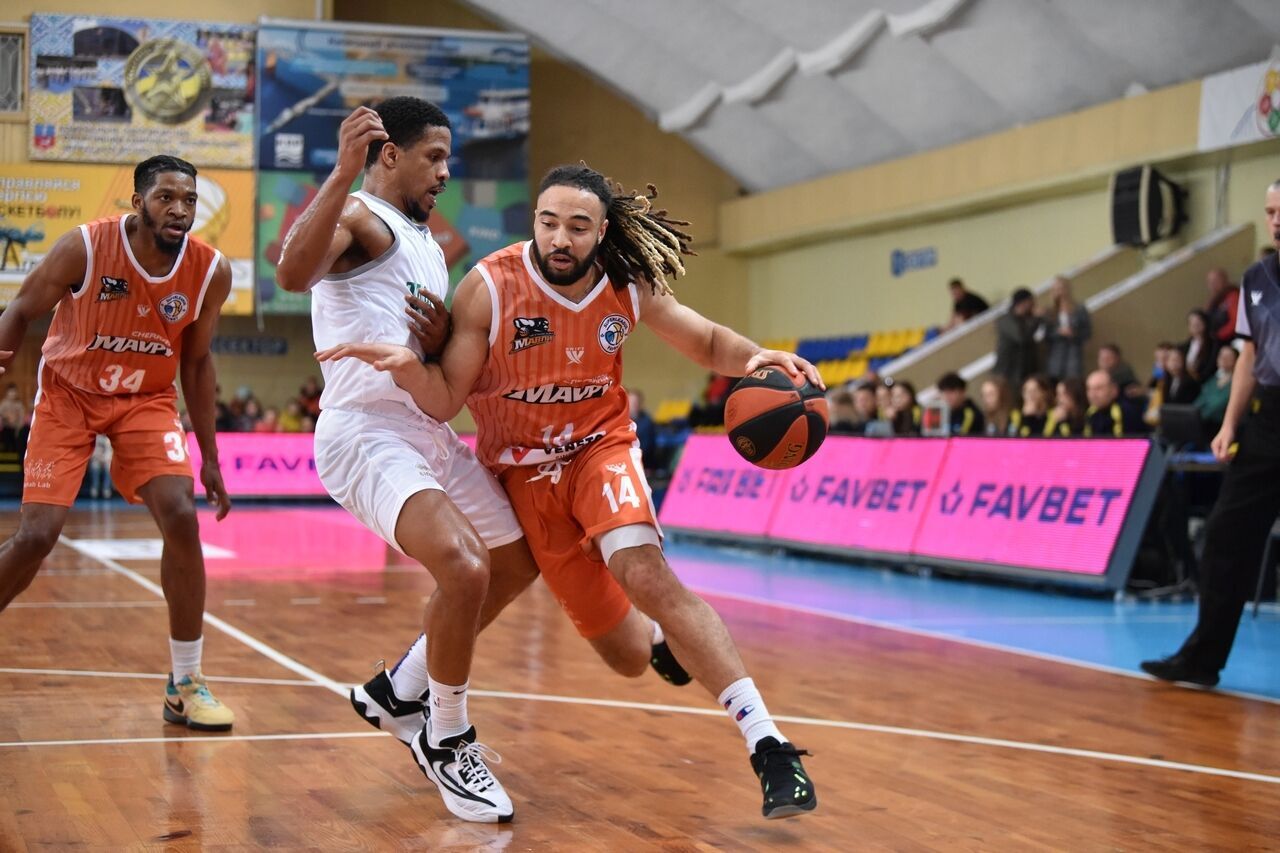 "Киев-Баскет" открыл сезон Суперлиги Favbet домашней победой, успехи "Запорожья" и "Кривбасса". Результаты 4 октября