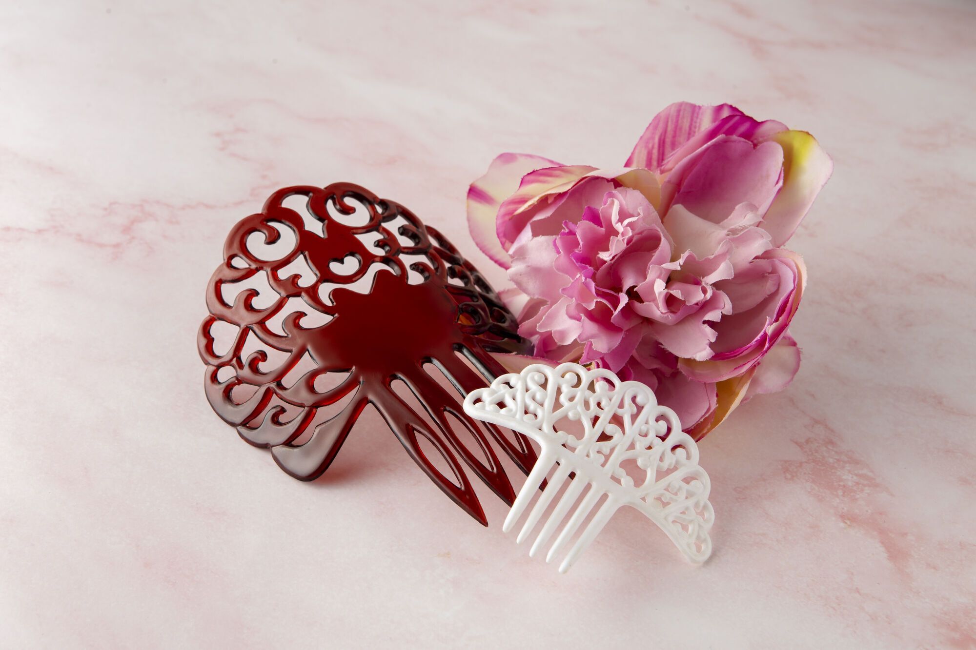 Назад в 1940-е: культовый аксессуар для волос станет самым модным трендом 2026 года