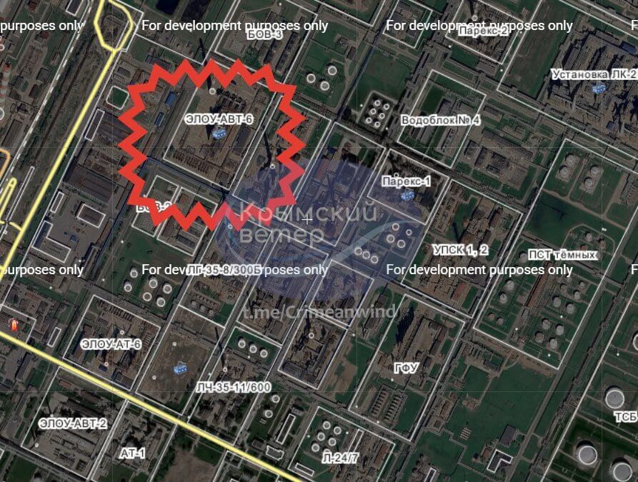 В России после атаки беспилотников вспыхнул один из крупнейших НПЗ в Ленинградской области. Фото и видео
