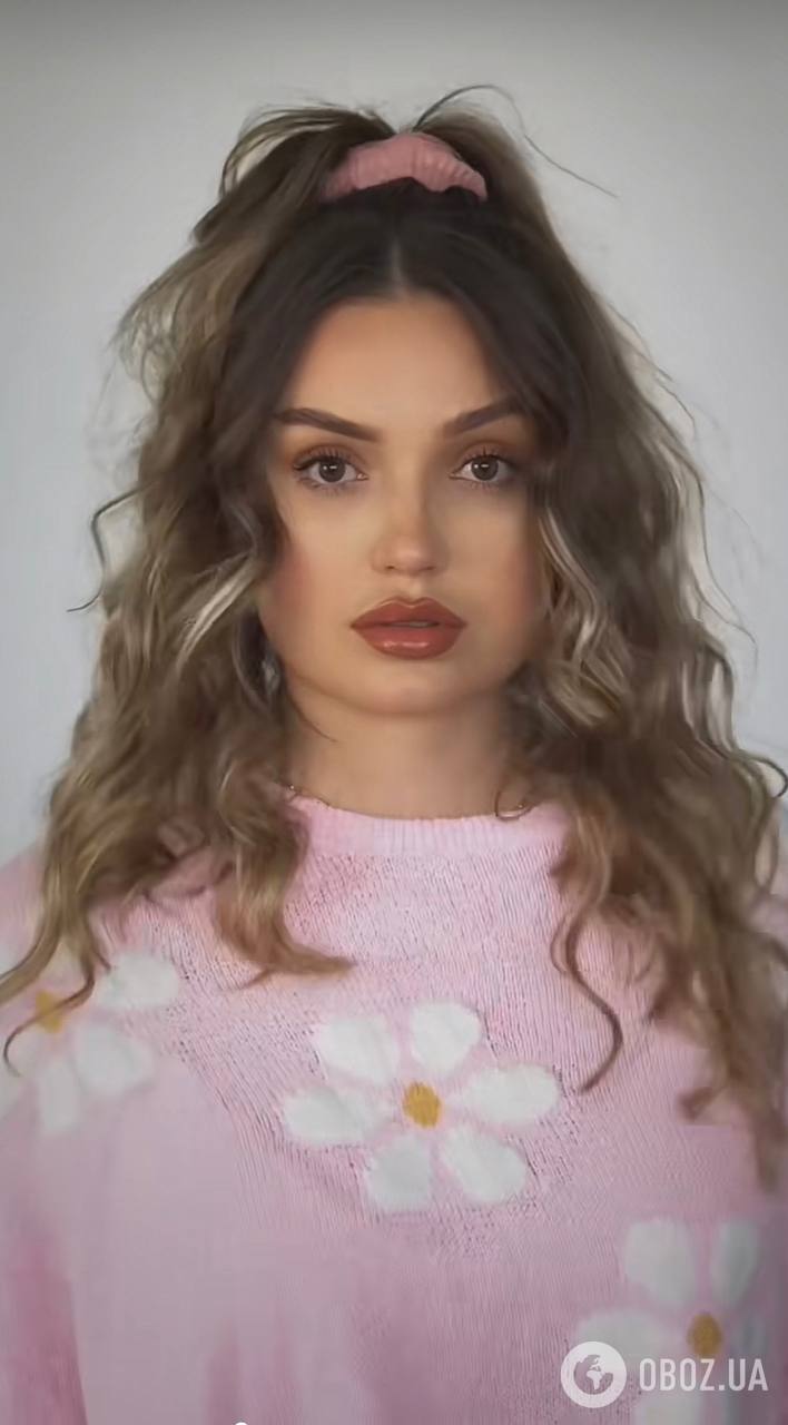 Современные женщины над этим смеются: 10 забавных причесок, от которых фанатело поколение X