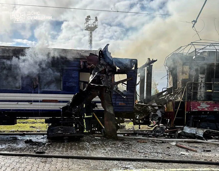 Певні ділянки будуть проходитися автобусами: "Укрзалізниця" перебудує маршрути у прифронтових регіонах