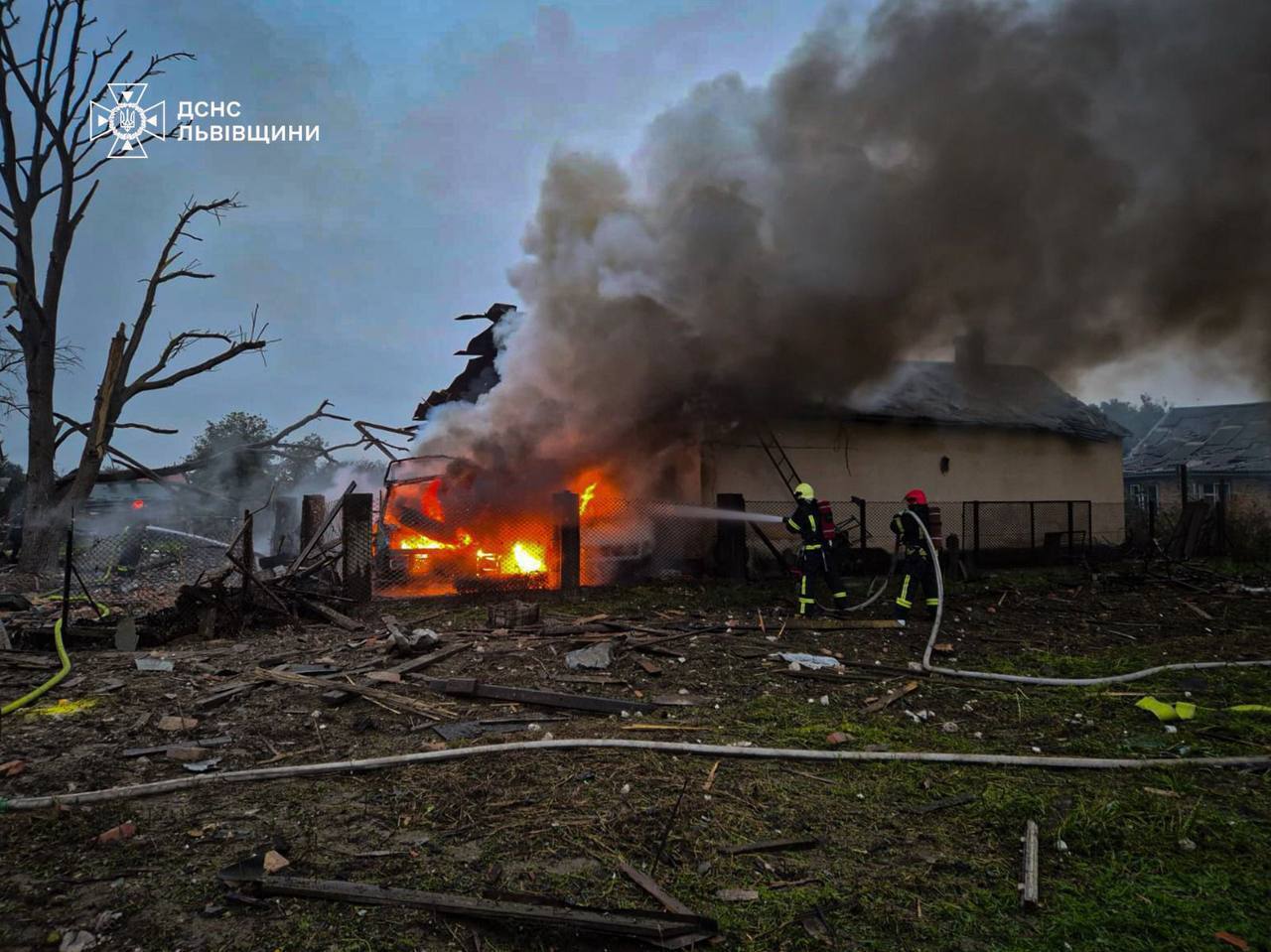 "Америка и Европа должны действовать": Зеленский прокомментировал массовую атаку РФ по гражданским украинцам