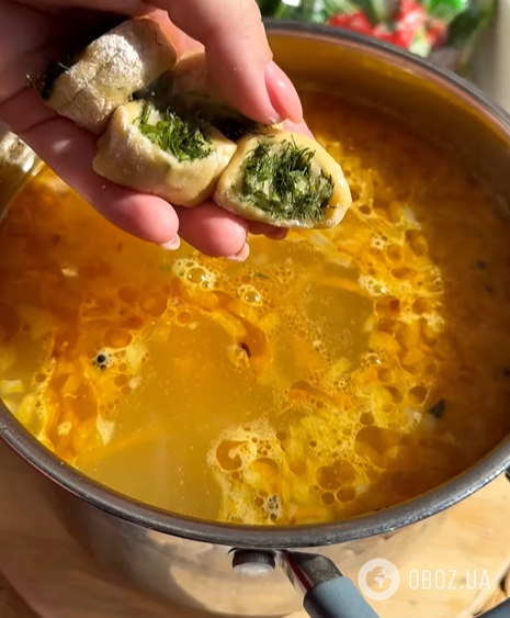 Вкусный суп с клецками для обеда: как приготовить сытное и наваристое блюдо