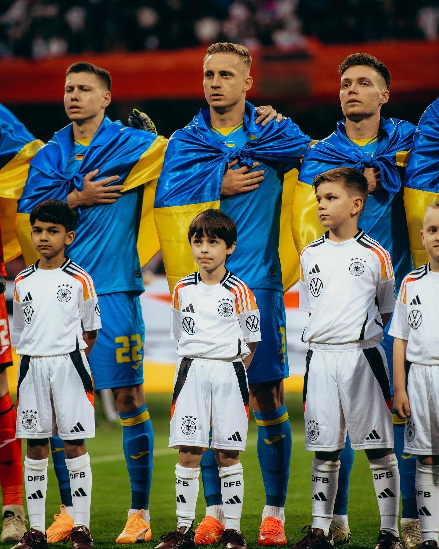 Полный стадион в США устроил овации футболисту сборной Украины. Видео