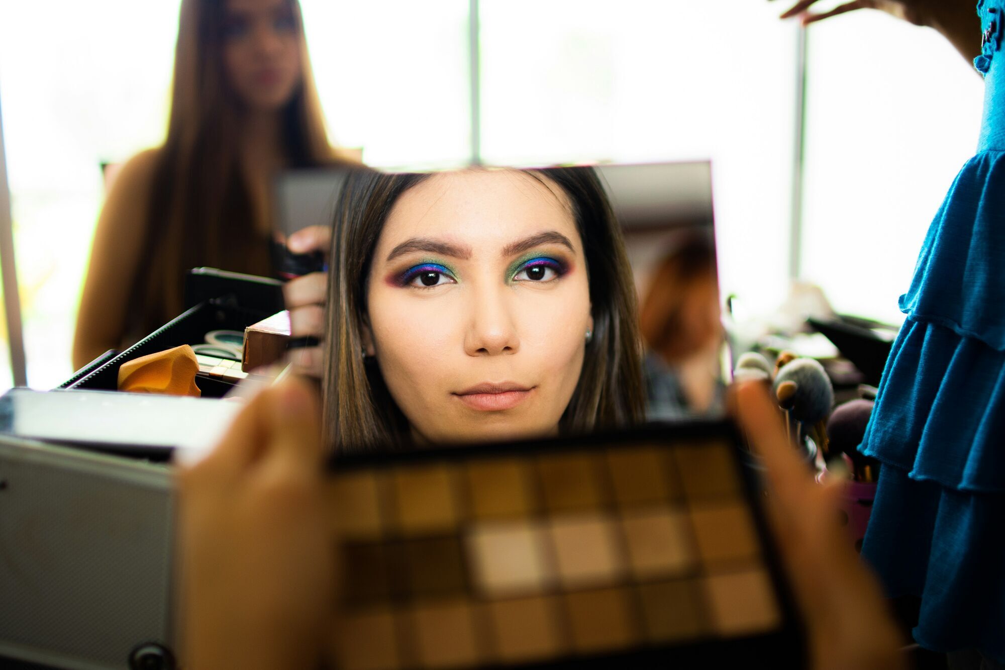 Делают автоматически: ошибки в макияже, которые легко испортят весь образ