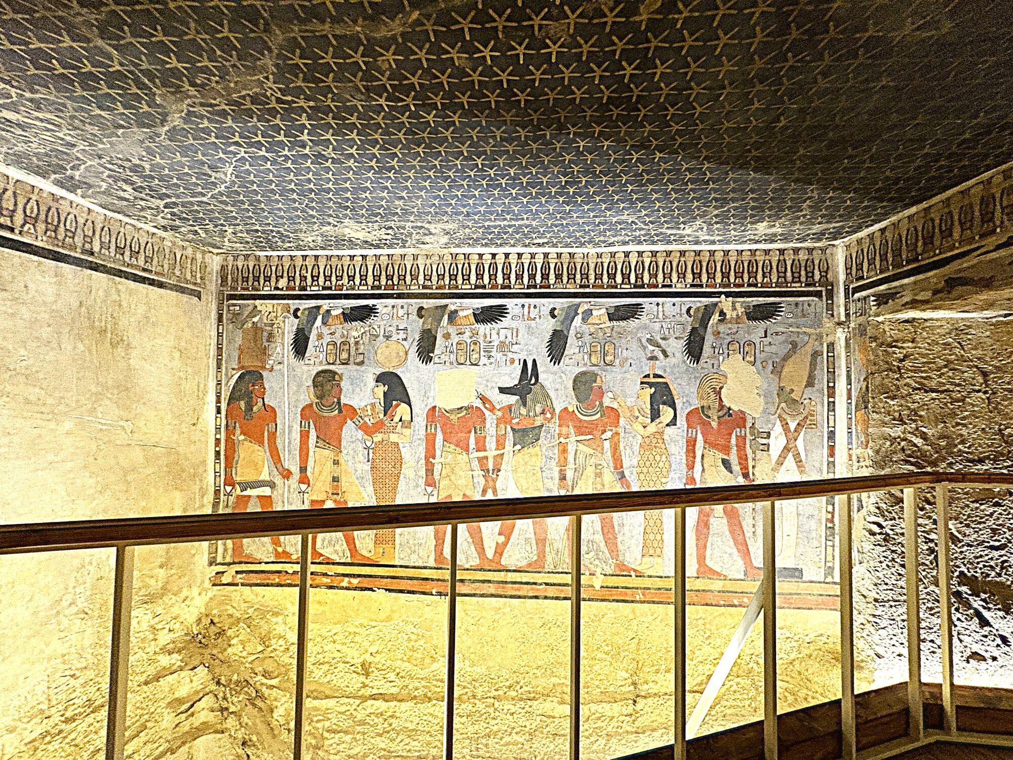 Реставрували цілих 20 років: в Єгипті відкрили гробницю фараона Аменхотепа ІІІ