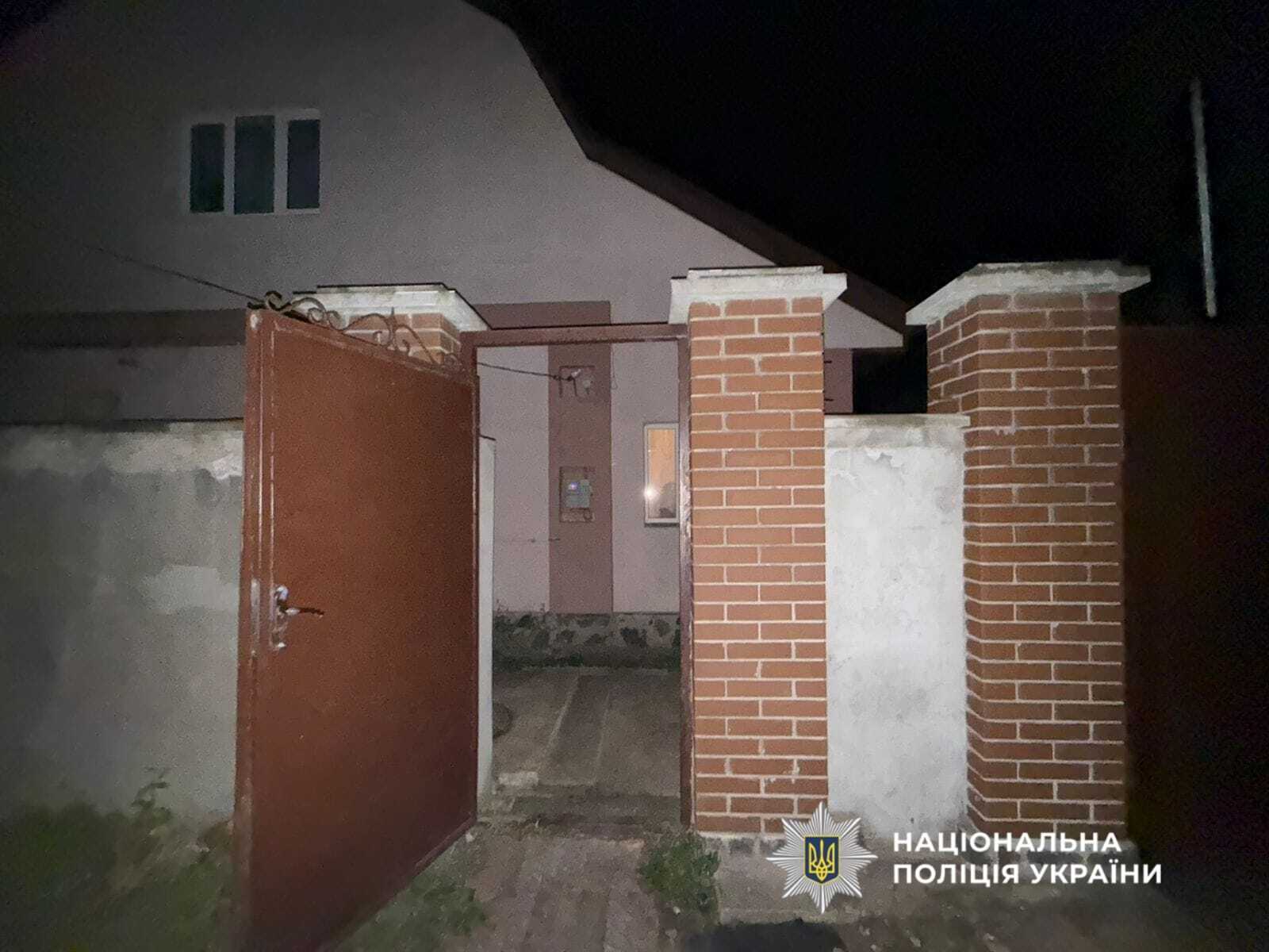 На Киевщине ссора между мужчиной и женщиной едва не закончилась жестоким убийством. Подробности и фото