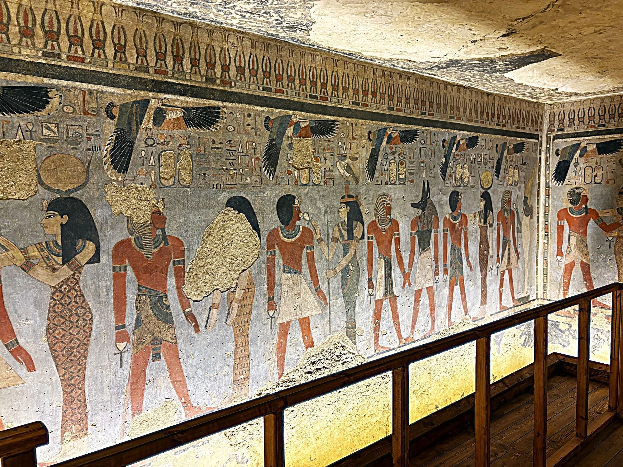 Реставрували цілих 20 років: в Єгипті відкрили гробницю фараона Аменхотепа ІІІ