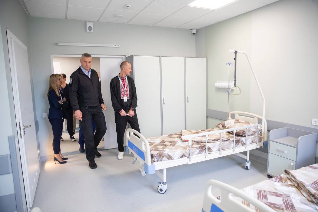 В Киеве после капремонта открыли хирургическое отделение городской больницы №8, – Кличко
