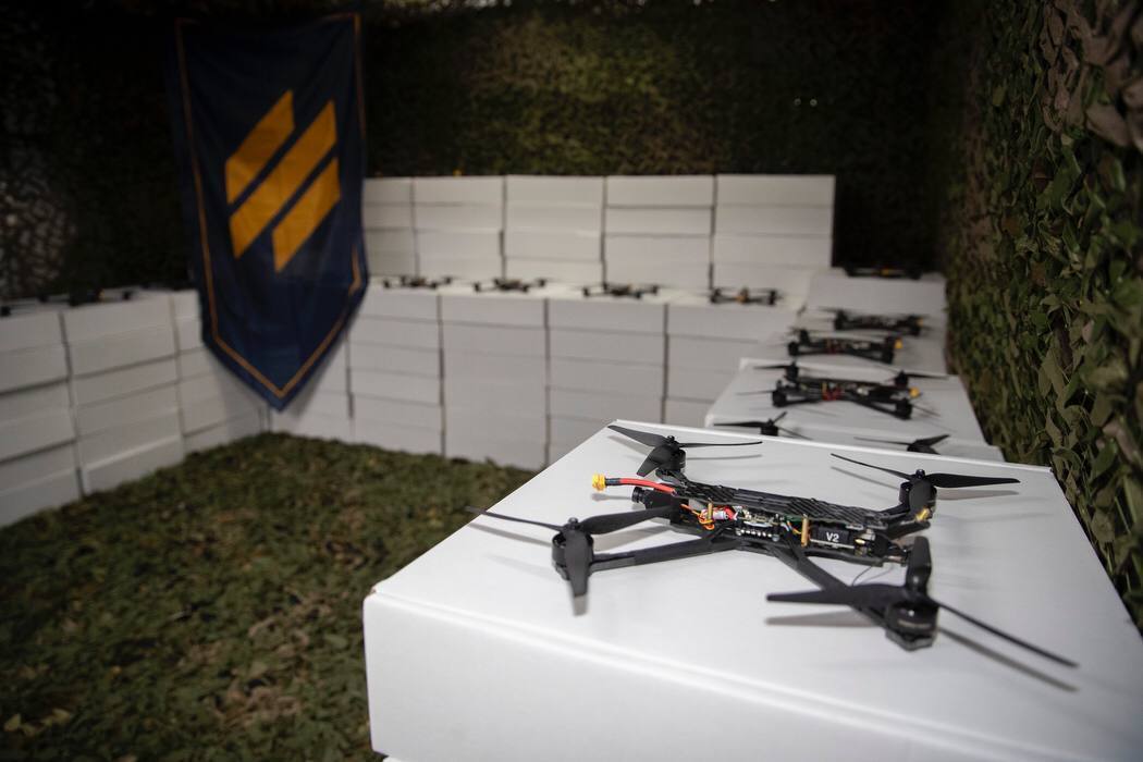Еще 3 тыс. FPV-дронов: Кличко передал военным очередную партию помощи от Киева. Фото
