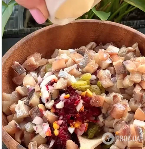 Салат из сельди ''Осенний'' на каждый день: простой рецепт блюда