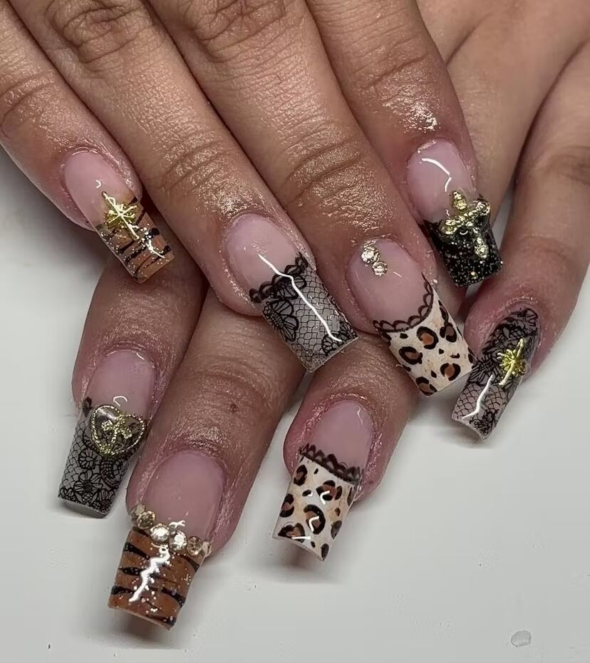 Мереживні нігті – модний тренд жовтня: який вигляд має манікюр, що приваблює і лякає водночас