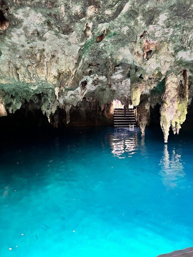 Как Мальдивы, но дешевле: туристам посоветовали тропический рай