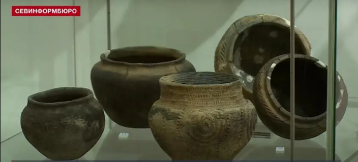 Оккупанты похитили более 170 украинских культурных ценностей, в частности из музея "Каменная Могила": в ГУР обнародовали данные. Фото