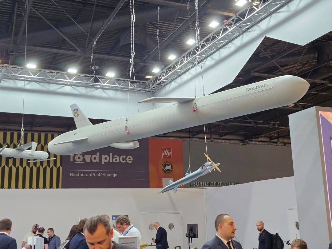 "Було масове застосування": Зеленський розповів про удари вглиб Росії українськими дронами і ракетами