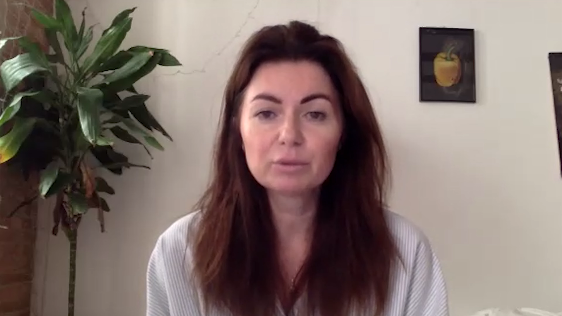 "Діти в Маріуполі пили воду з батарей, сиділи в підвалах..." Дружина Антона Лірника побажала росіянам відчути війну в Україні на власній шкірі