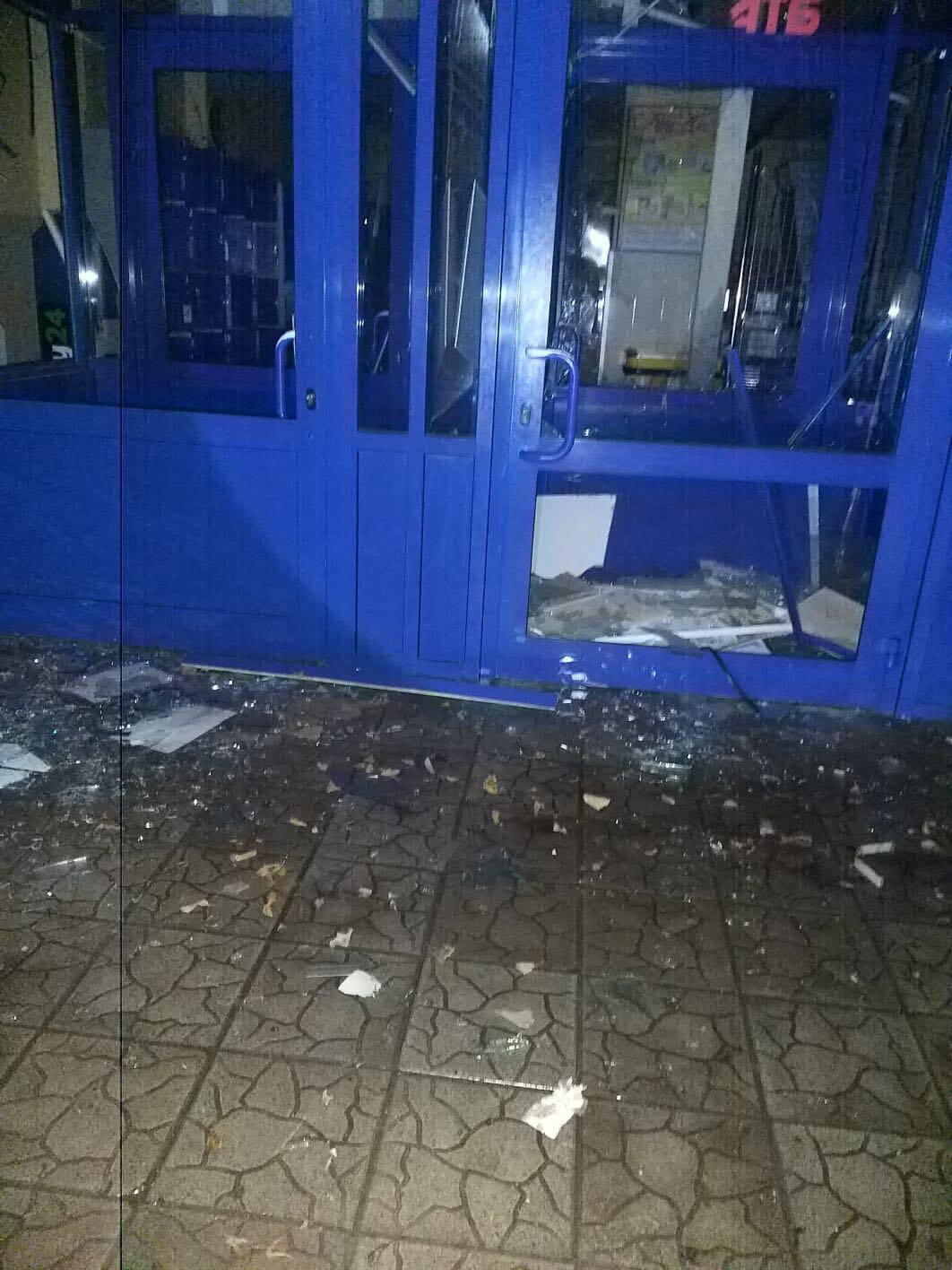 Войска РФ ударили по центральной площади Новгорода-Северского и Корюковке: фото с места