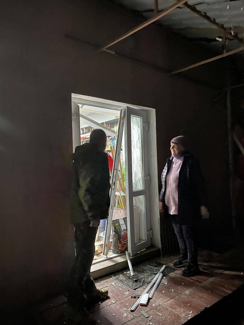 Войска РФ ударили по центральной площади Новгорода-Северского и Корюковке: фото с места