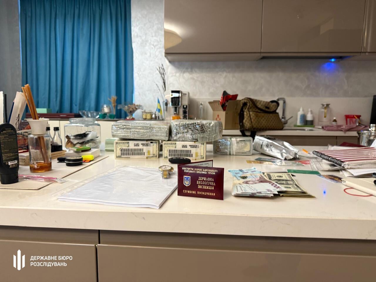 Какие обыски провели