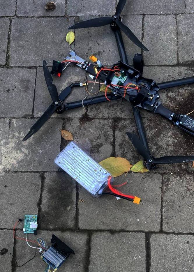 РФ застосувала нову тактику, що дозволяє бити FPV-дронами вглиб України: деталі