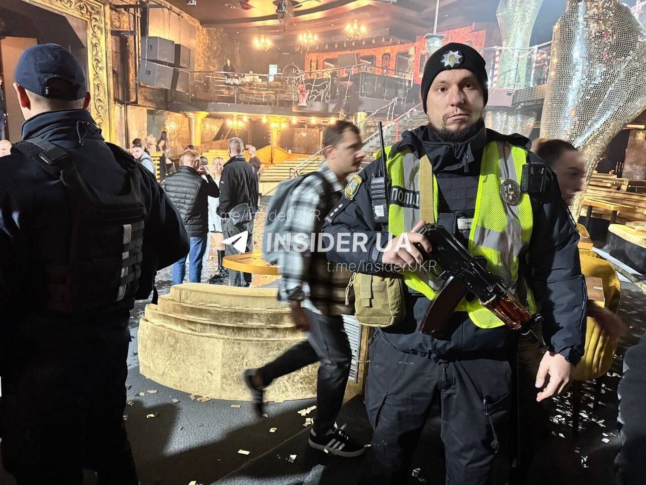 В Одессе устроили дискотеку под российскую музыку: в ночной клуб Palladium наведались правоохранители. Видео, фото