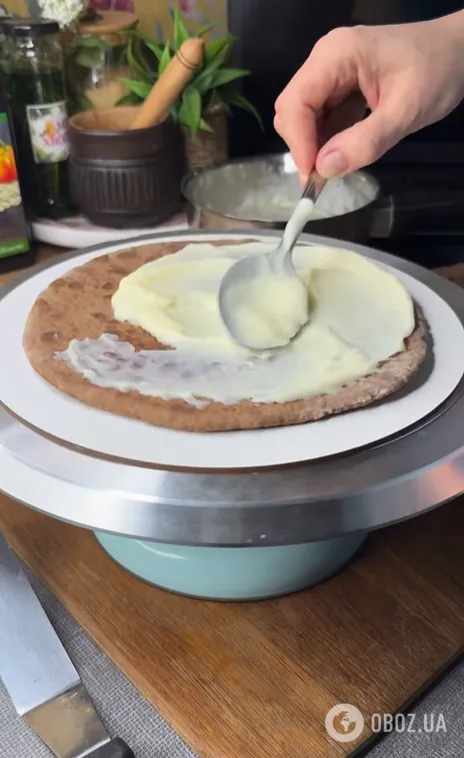 Как приготовить культовый торт "Спартак" на сковородке: самый простой рецепт