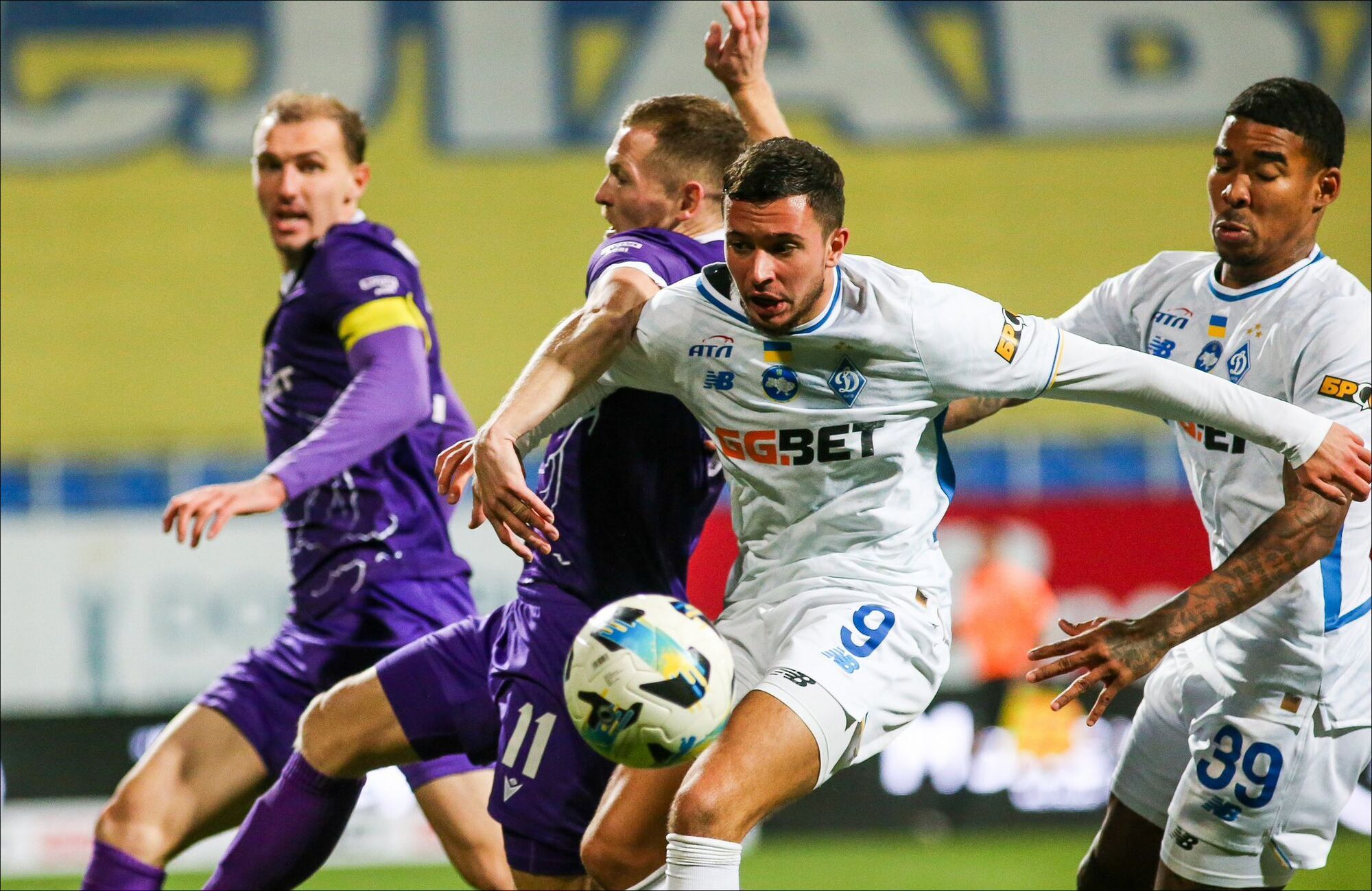 "Так оно и получилось": Шовковский обреченно прокомментировал поражение "Динамо" от ЛНЗ