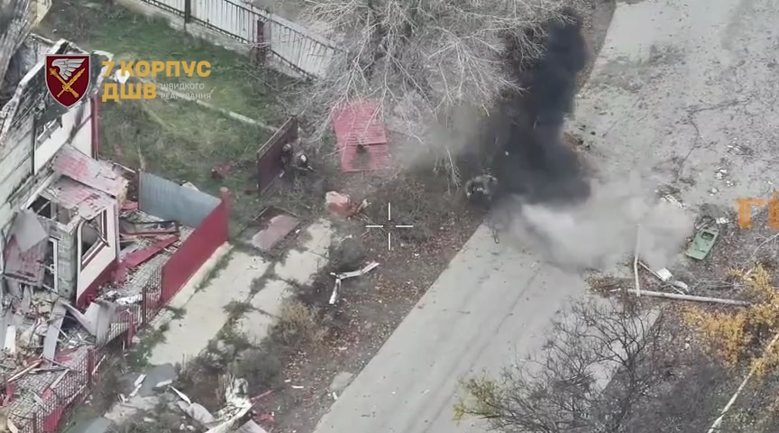 Самые интенсивные бои – на территории промзоны: 7-й корпус ДШВ рассказал о ситуации в Покровске и Мирнограде