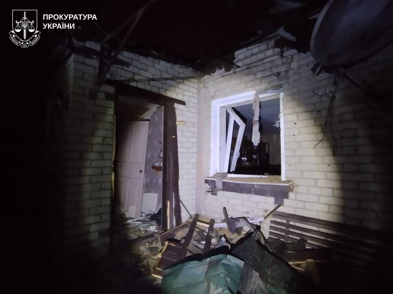 Оккупанты атаковали Харьковскую и Сумскую области: повреждены жилые дома, есть пострадавшие. Фото