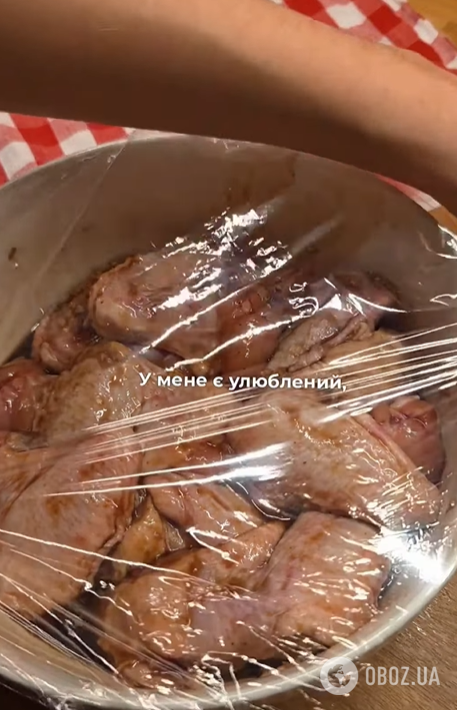 В якому соусі приготувати курячі крила, щоб вони були хрусткими та золотистими: найсмачніша ідея