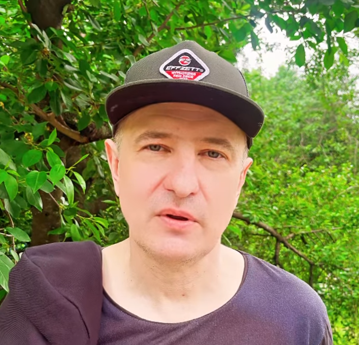 Нова біда в Green Grey: вокалісту "Муріку" знадобилася термінова операція невдовзі після смерті "Дизеля"