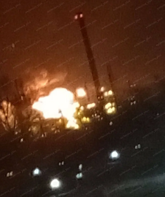 Саратовский НПЗ прекратил переработку нефти после атак украинских дронов – Reuters